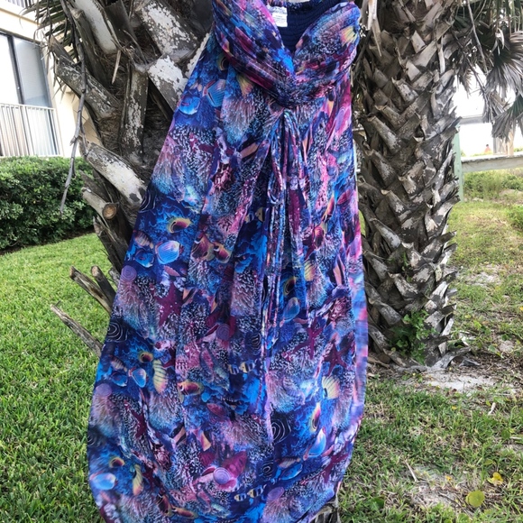 Beach Dress for Summer Breezes - Picture 3 of 6